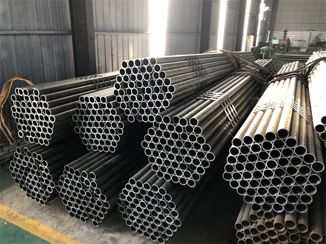 铜仁小口径厚壁无缝钢管